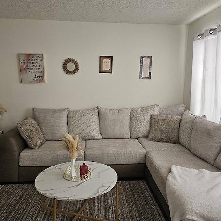 Room In Apartment - The Sample Rd Retreats ปอมปาโนบีช ภายนอก รูปภาพ